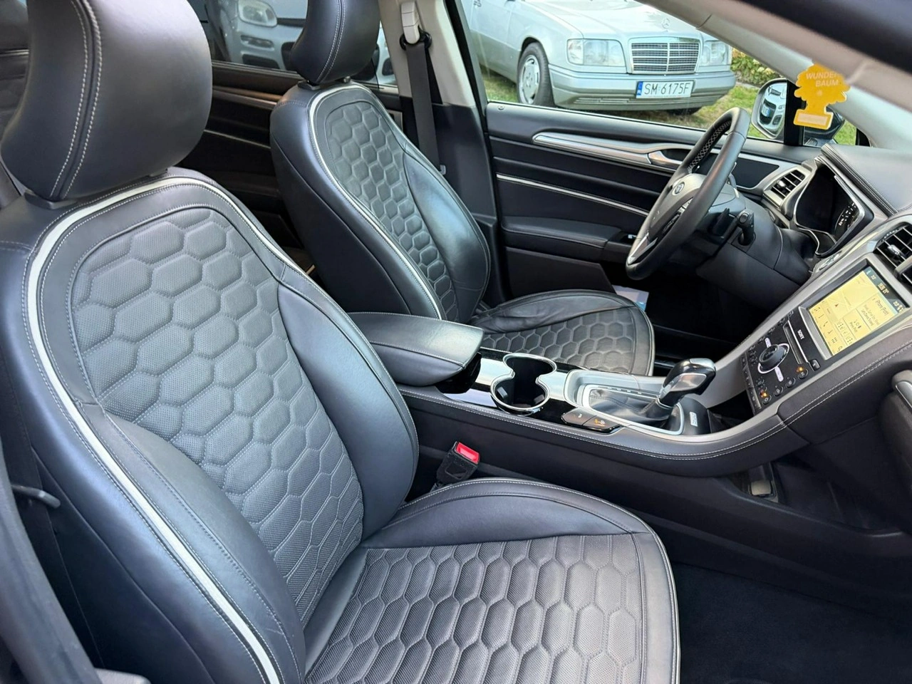 Ford Mondeo - Zdjęcie 12
