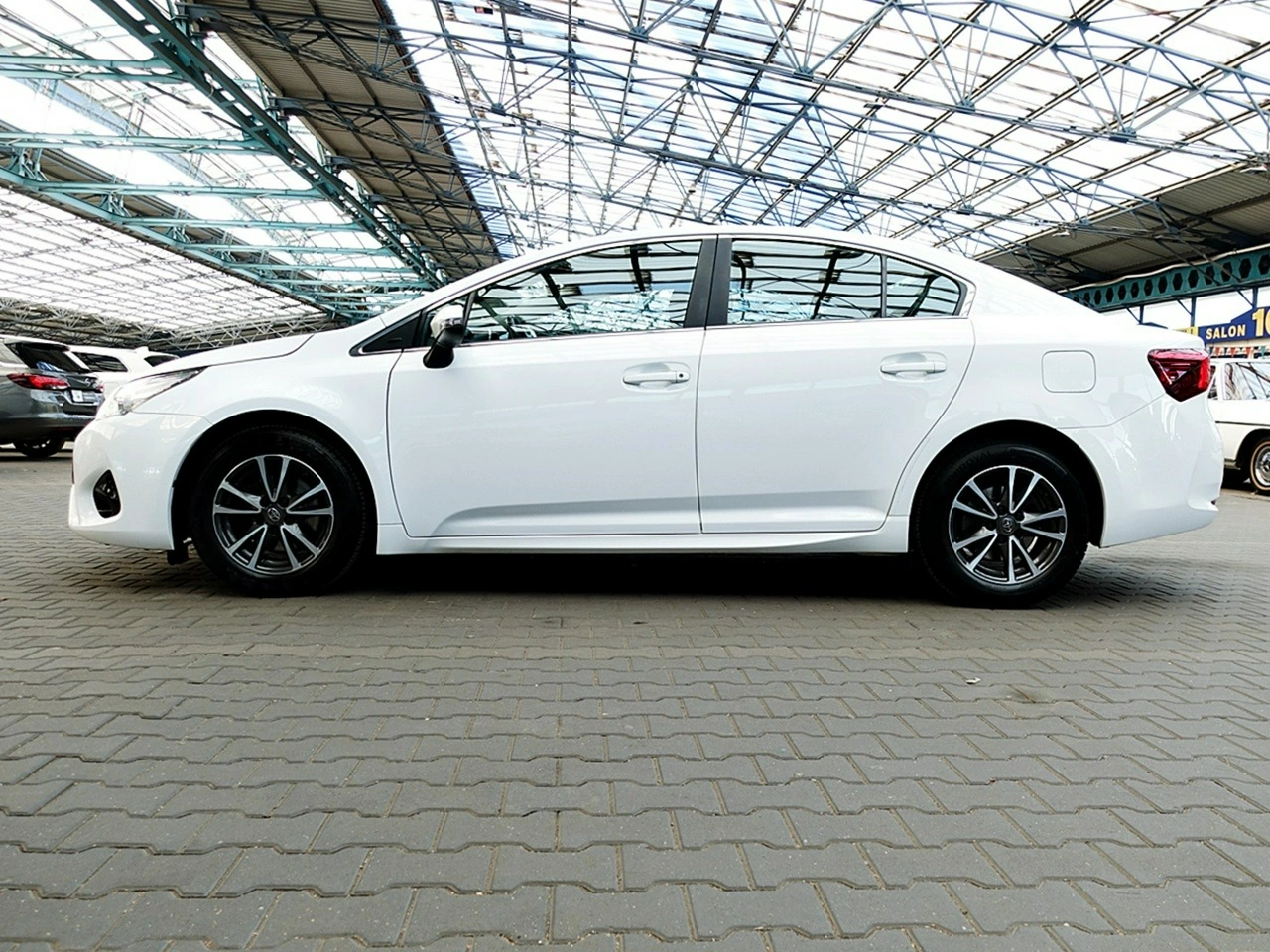Toyota Avensis - Zdjęcie 79