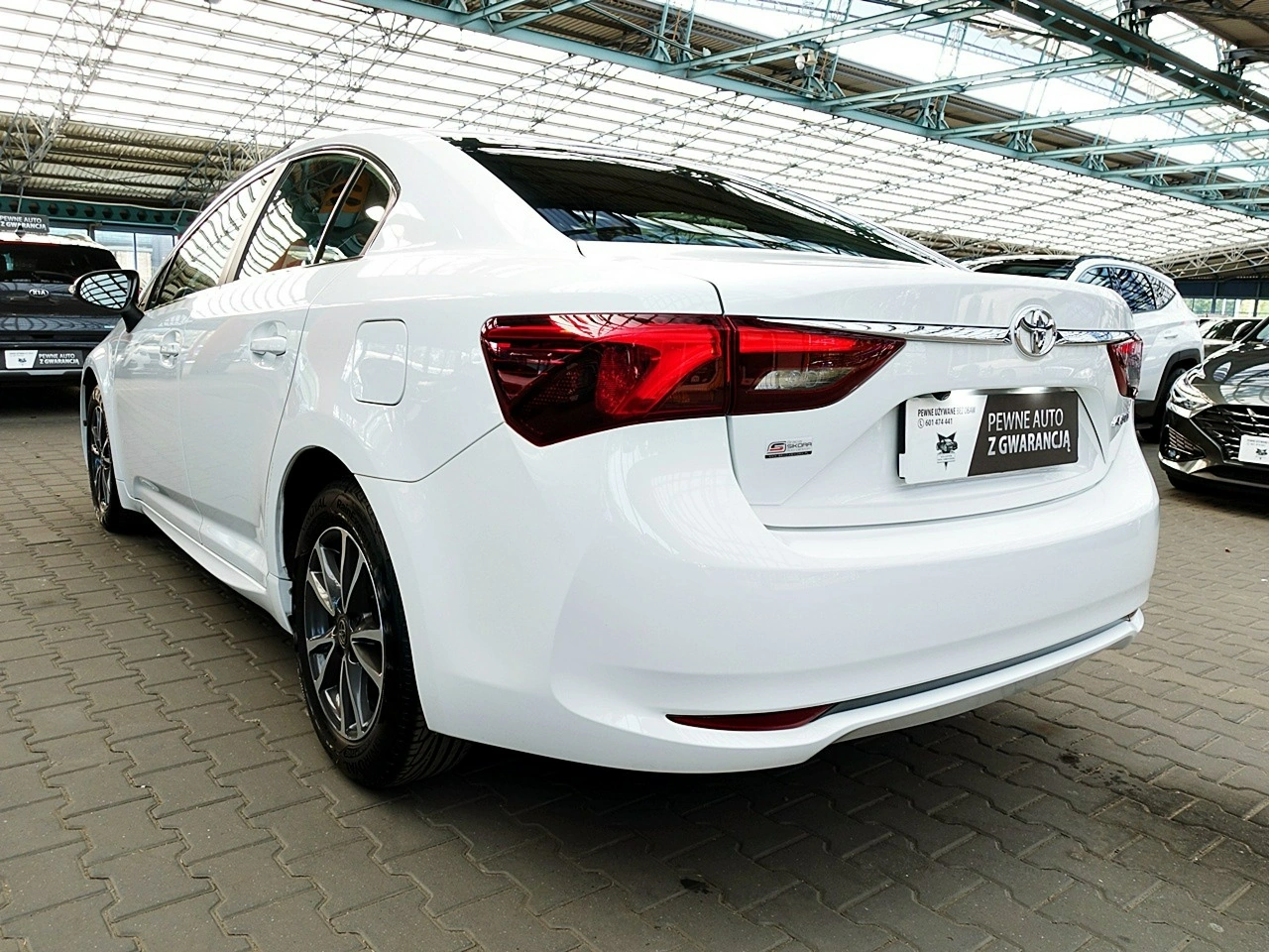 Toyota Avensis - Zdjęcie 70