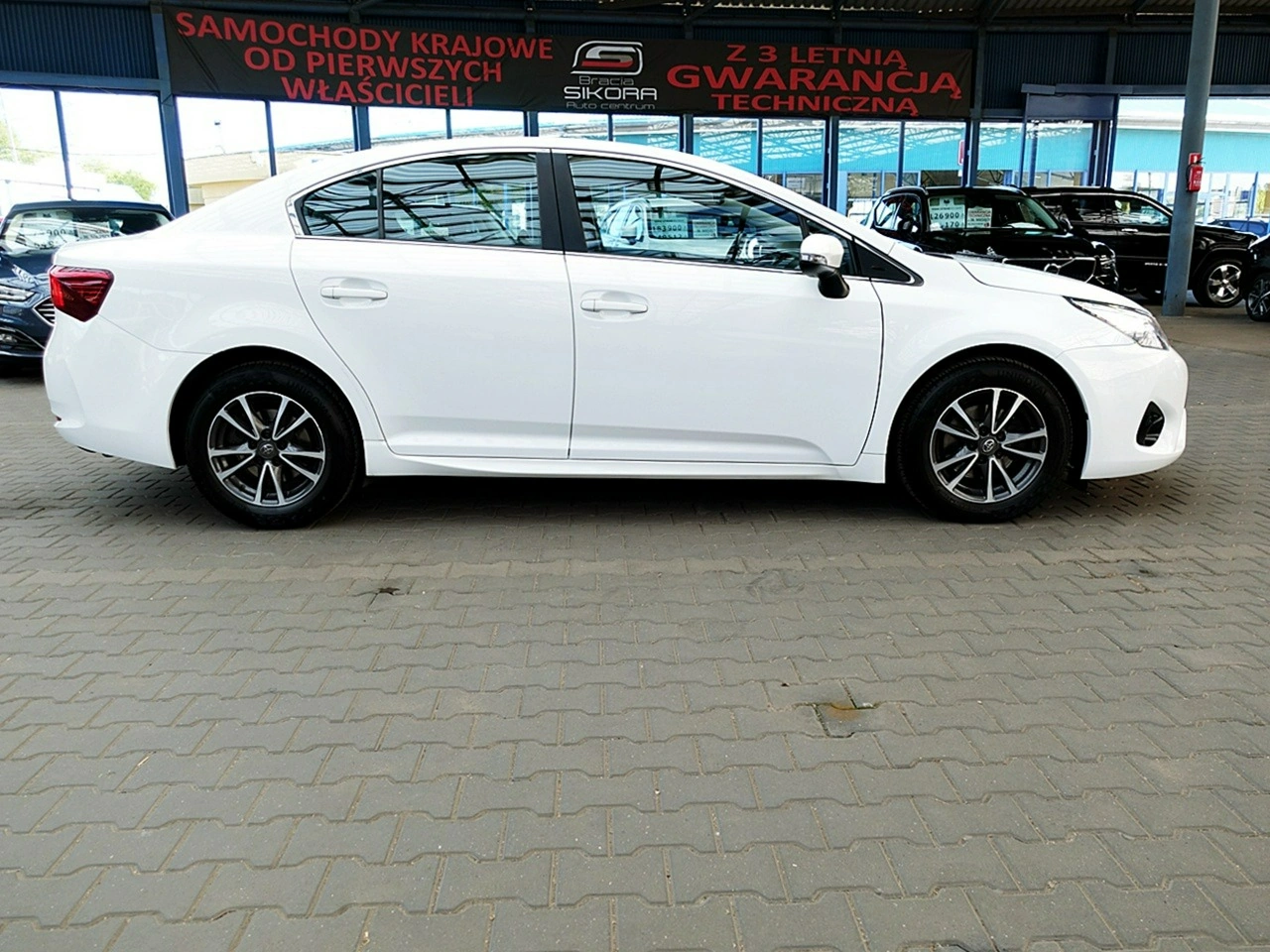 Toyota Avensis - Zdjęcie 64