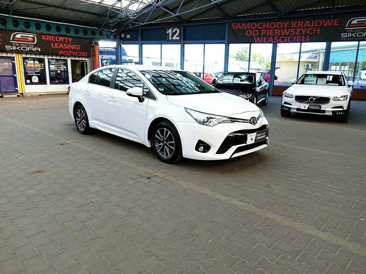 Toyota Avensis - Zdjęcie 4