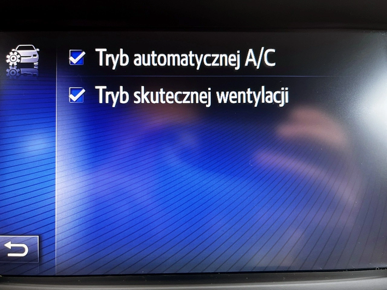 Toyota Avensis - Zdjęcie 51