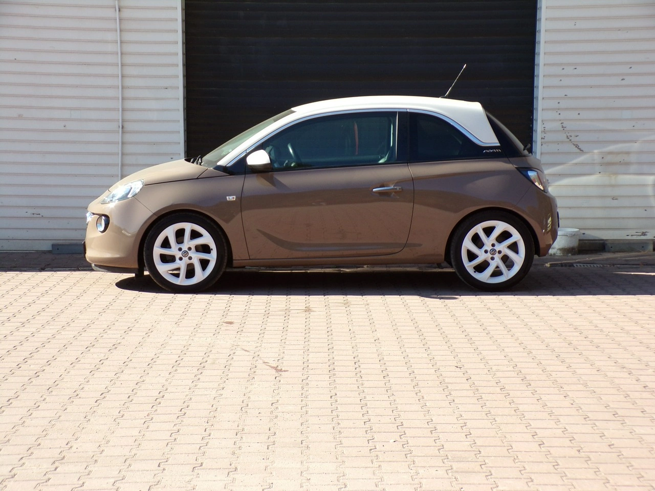 Opel Adam - Zdjęcie 10