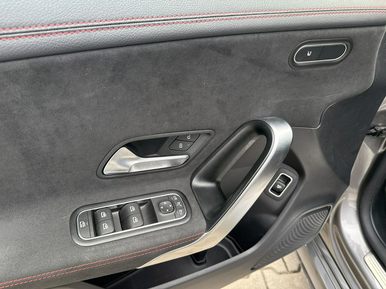 Mercedes CLA 200 - Zdjęcie 11