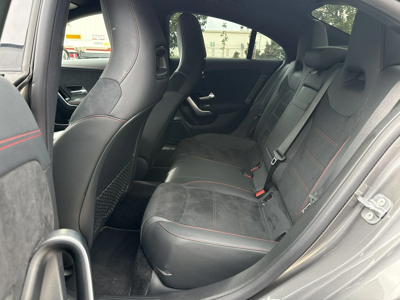 Mercedes CLA 200 - Zdjęcie 14