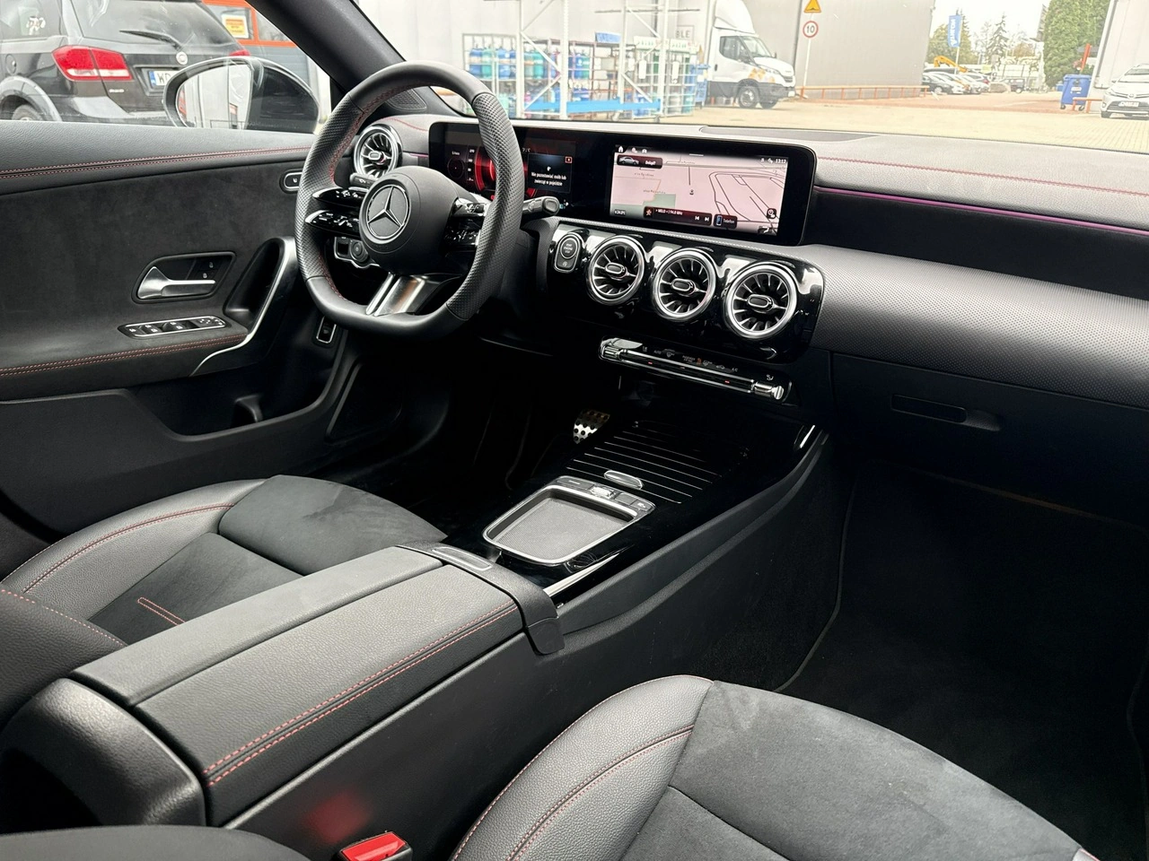 Mercedes CLA 200 - Zdjęcie 20