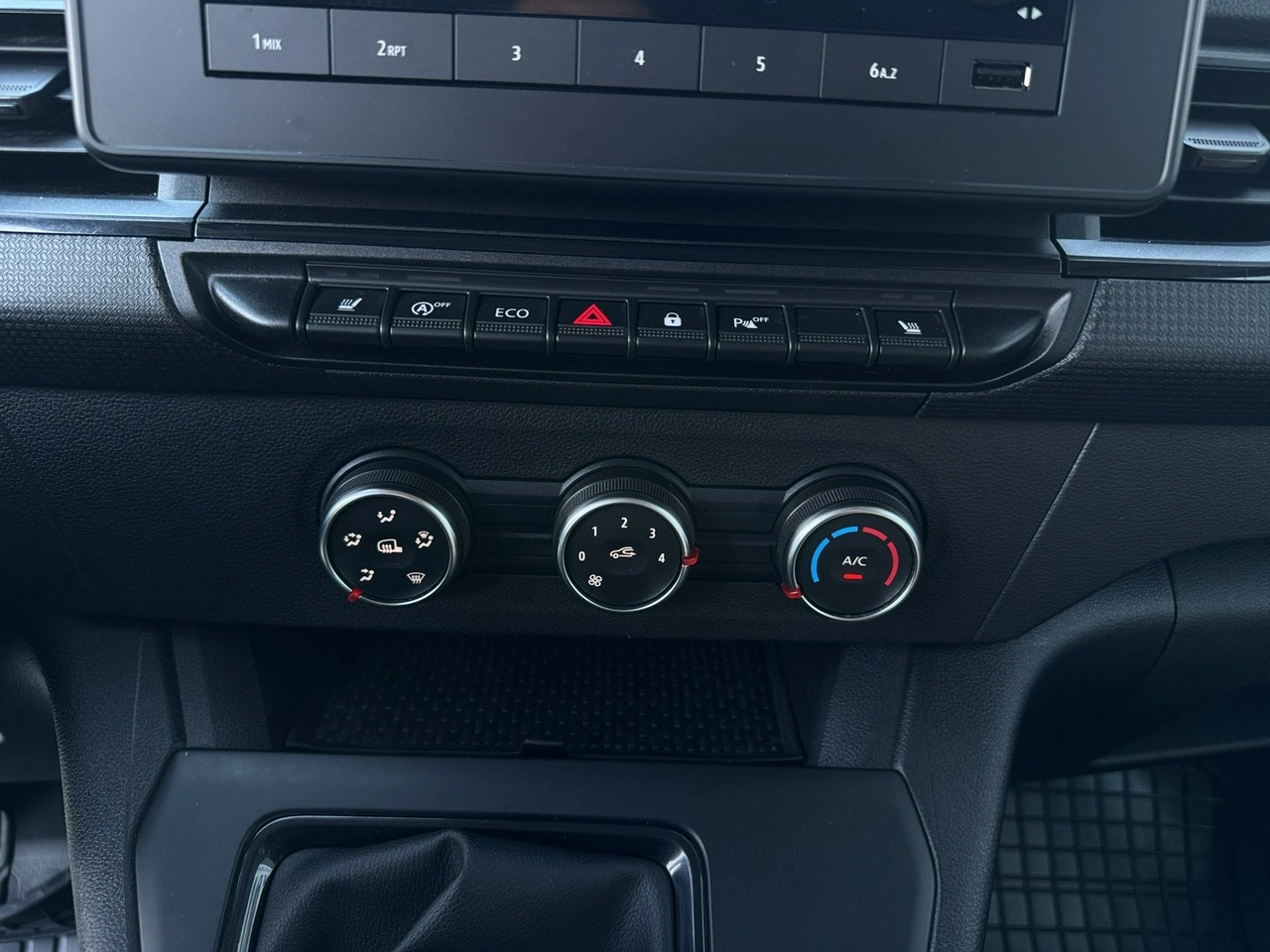 Nissan Townstar - Zdjęcie 13
