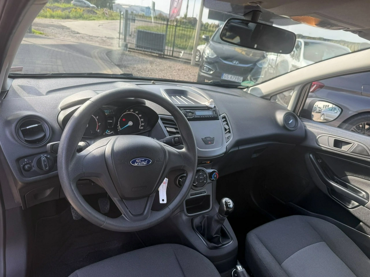Ford Fiesta - Zdjęcie 18