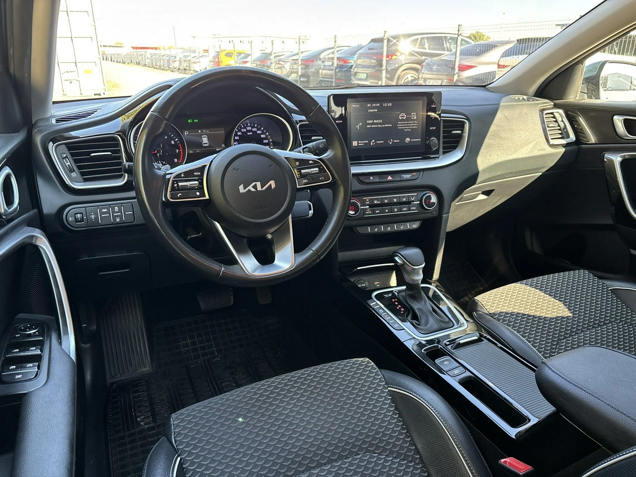 Kia Ceed - Zdjęcie 11