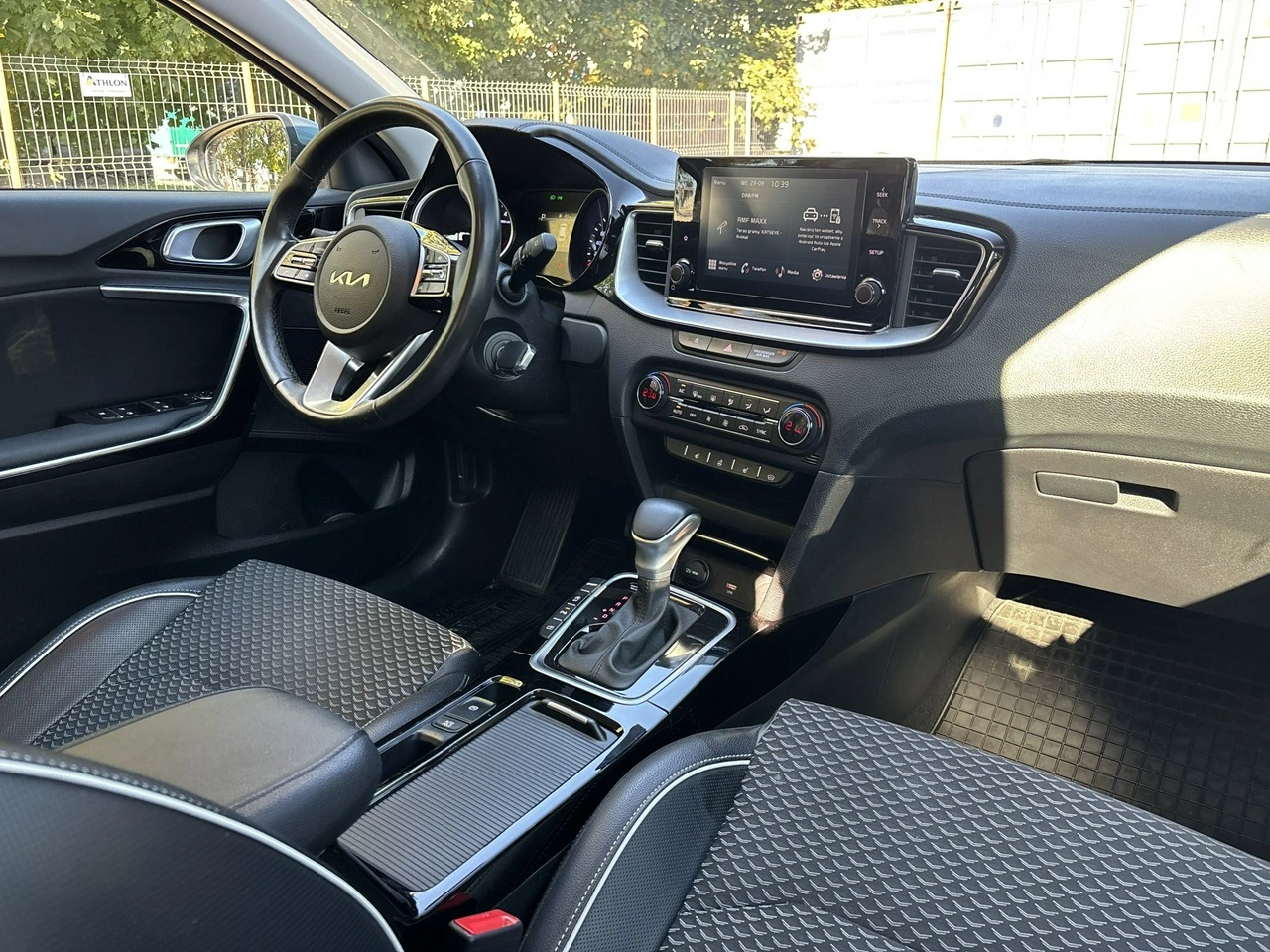 Kia Ceed - Zdjęcie 13