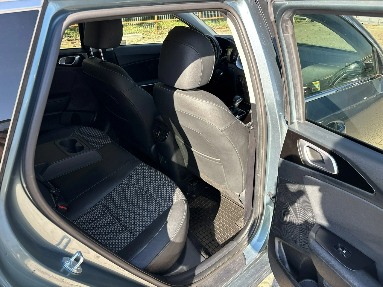 Kia Ceed - Zdjęcie 17