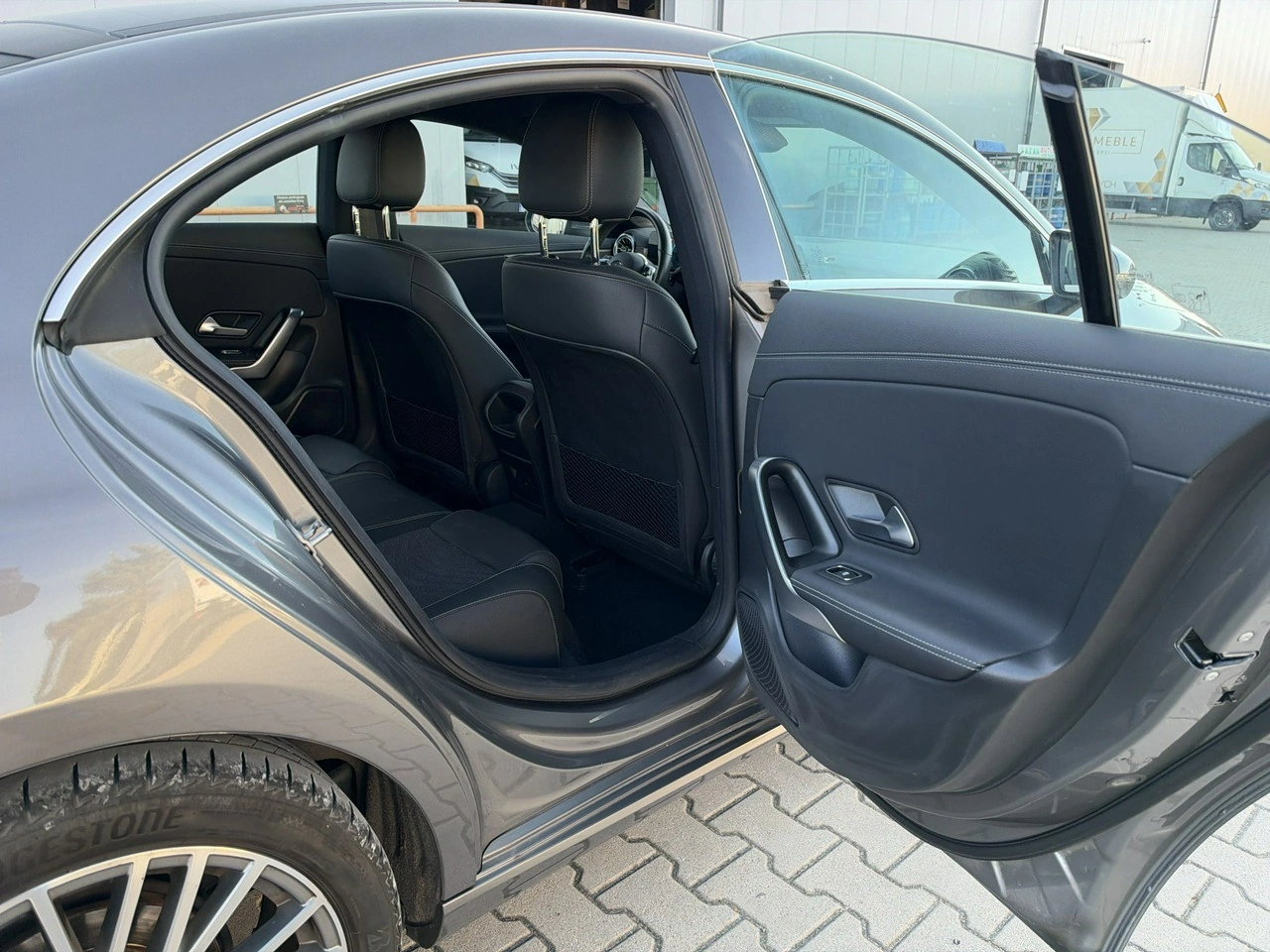 Mercedes CLA 180 - Zdjęcie 16
