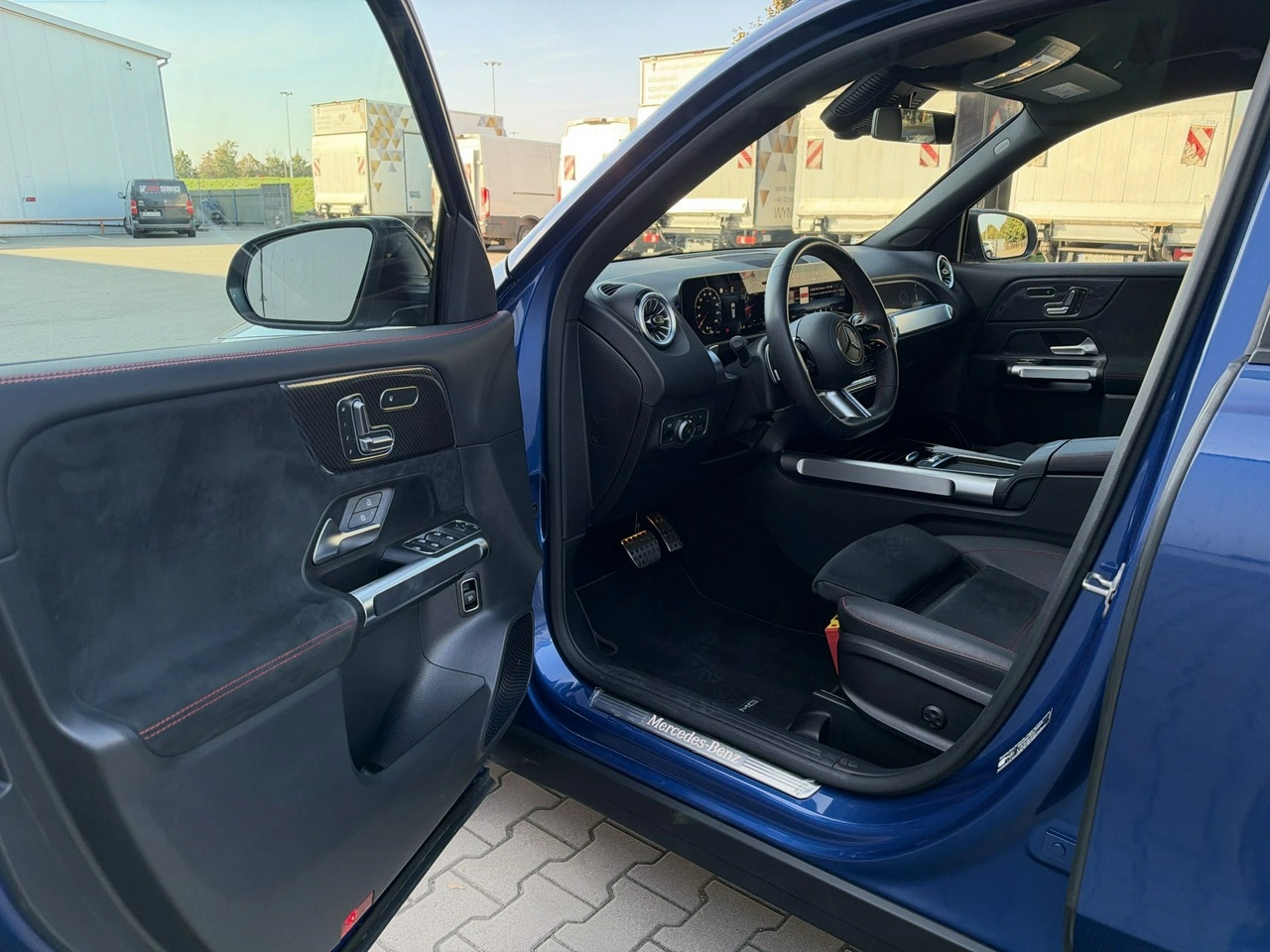 Mercedes GLB - Zdjęcie 9