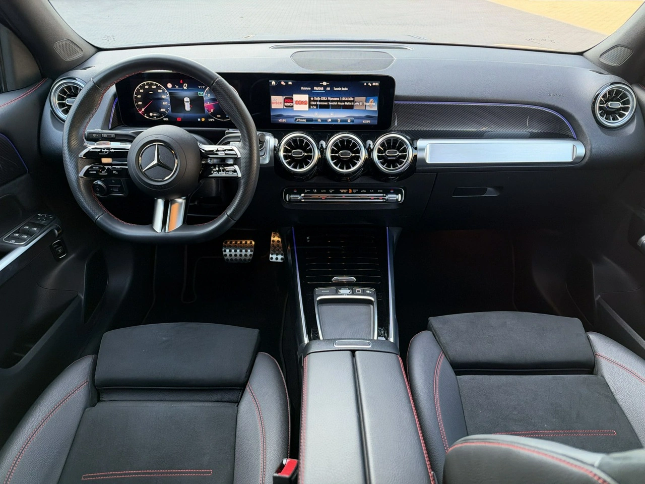 Mercedes GLB - Zdjęcie 21