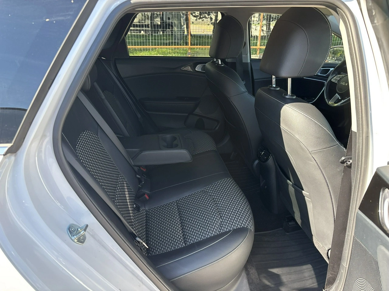 Kia Ceed - Zdjęcie 16