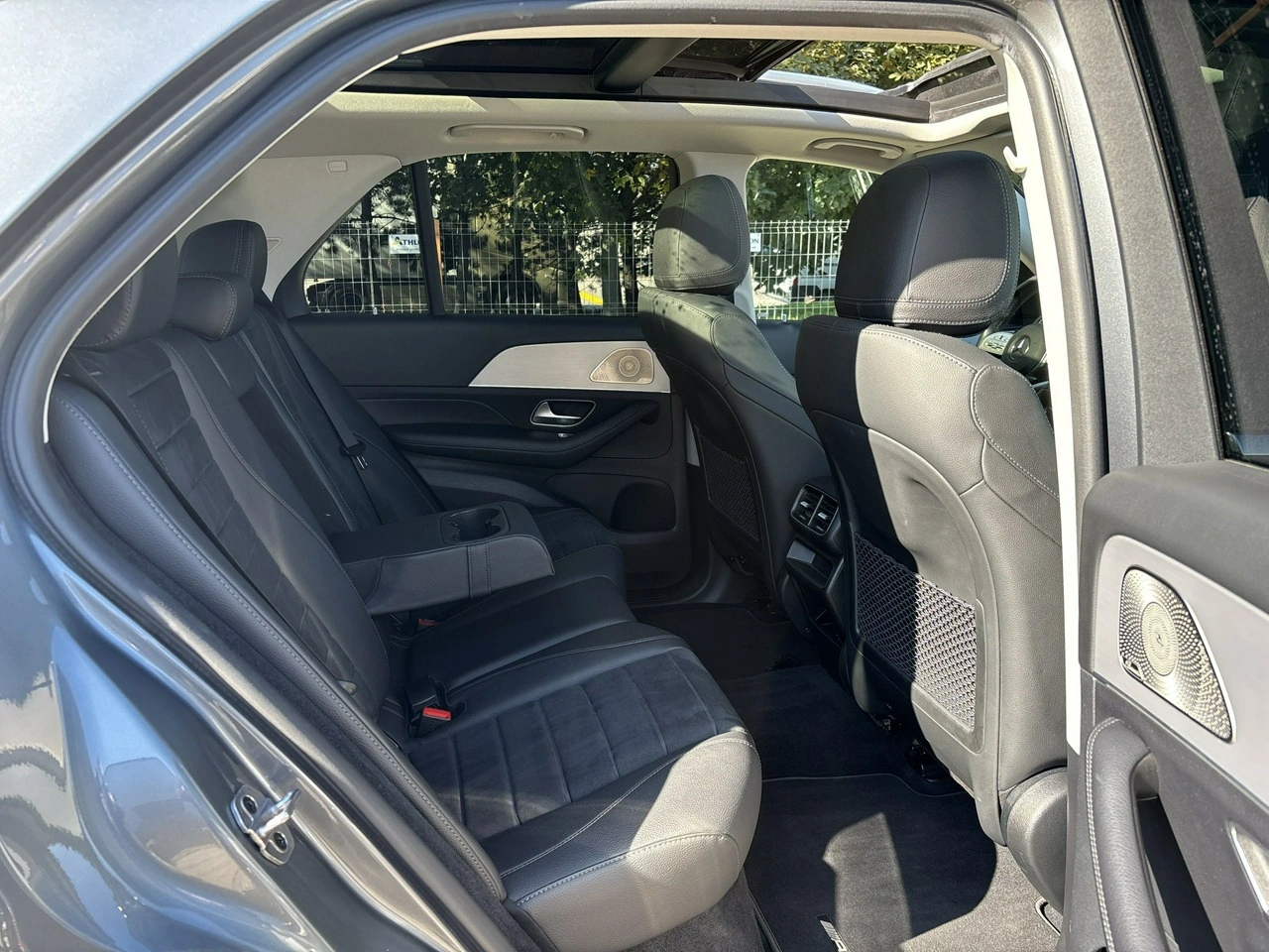 Mercedes GLE 300 - Zdjęcie 16