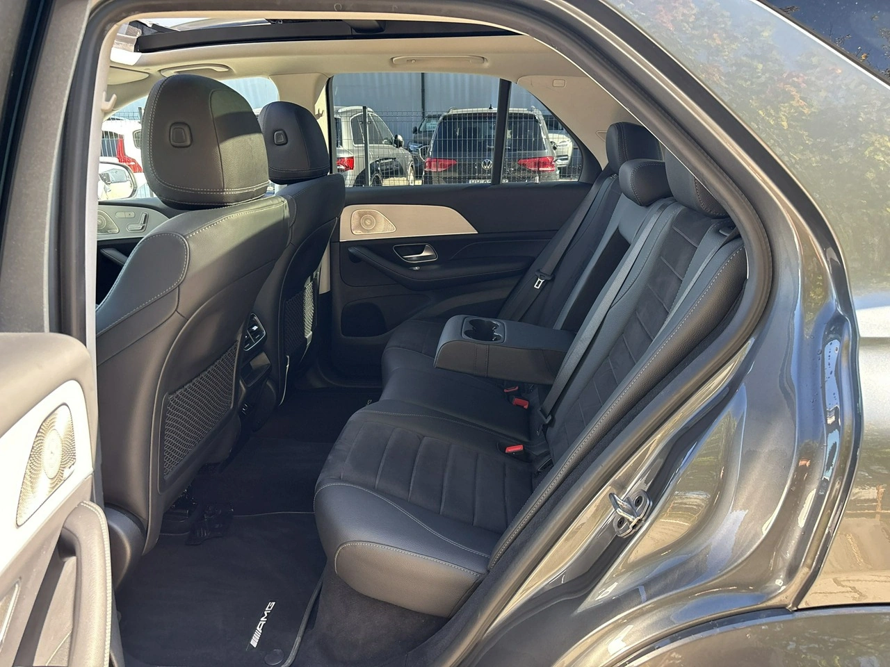 Mercedes GLE 300 - Zdjęcie 17