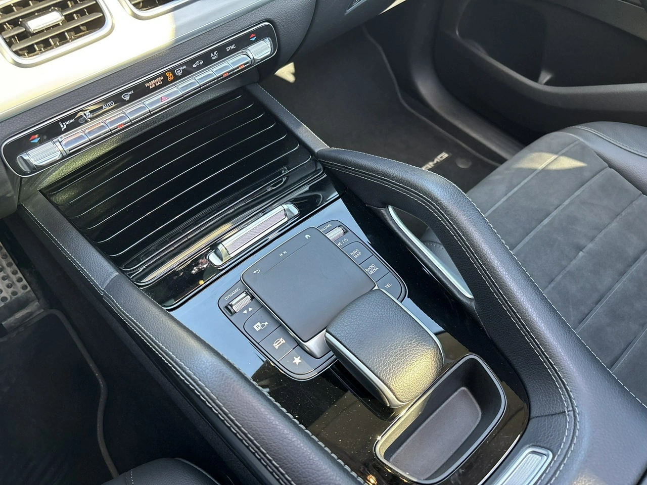 Mercedes GLE 300 - Zdjęcie 24