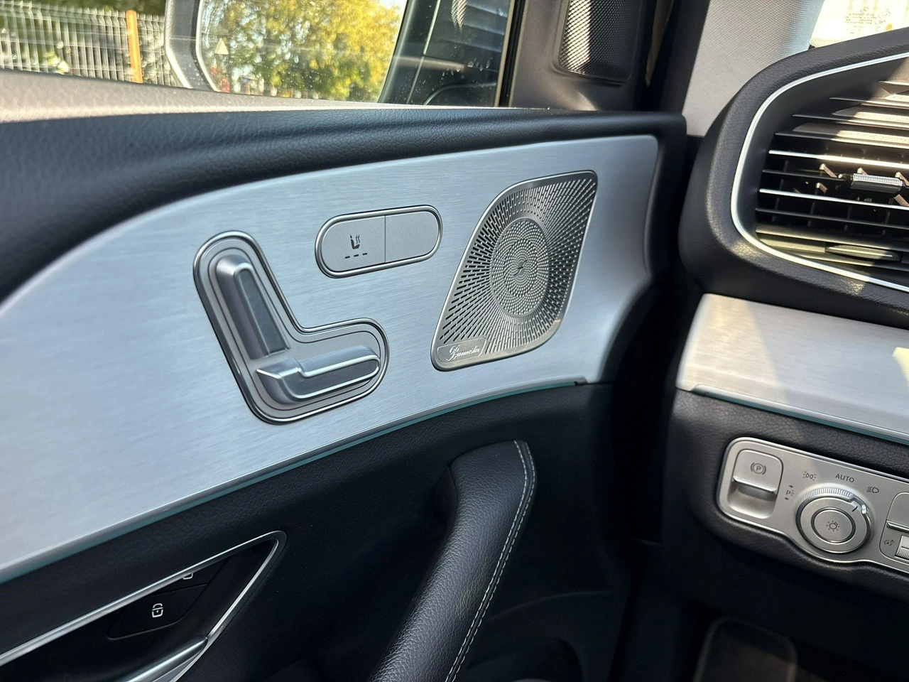 Mercedes GLE 300 - Zdjęcie 26