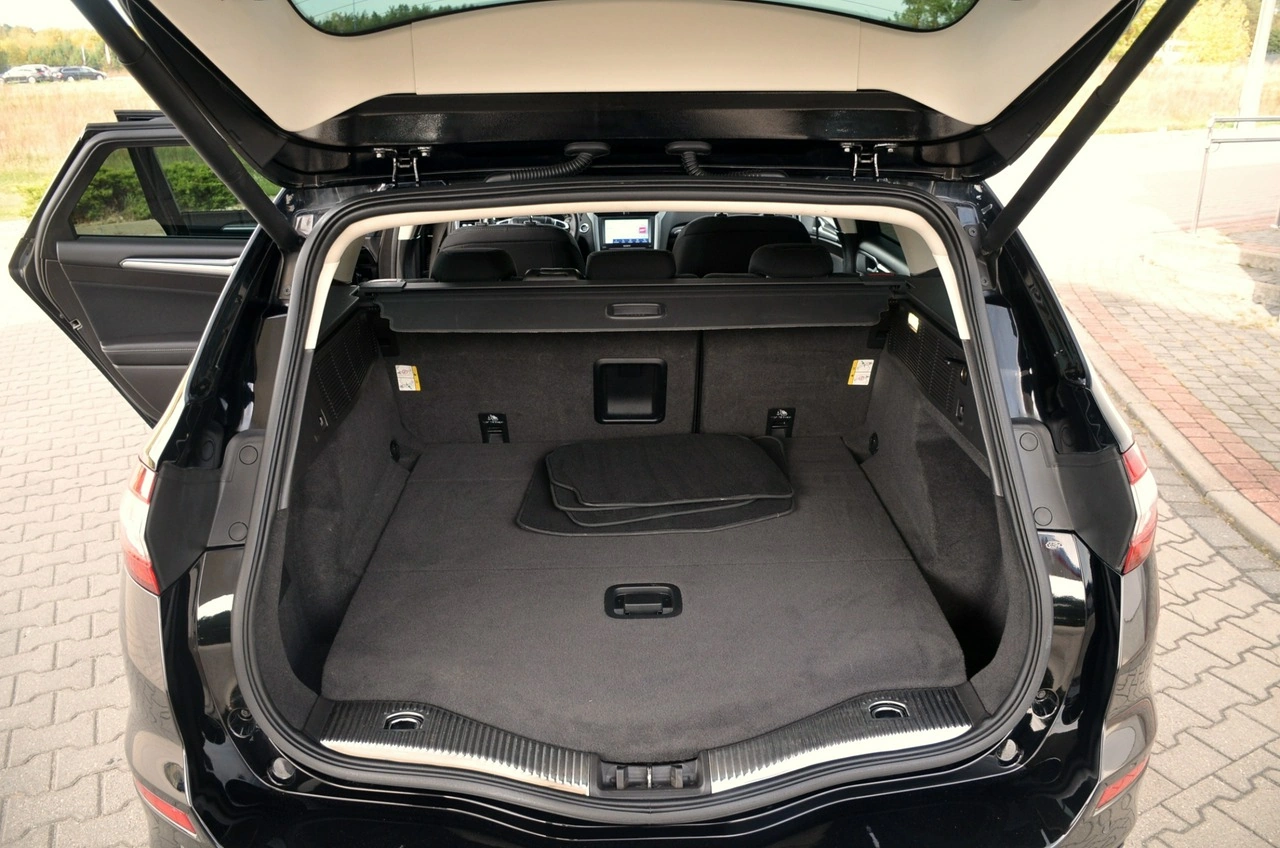 Ford Mondeo - Zdjęcie 16