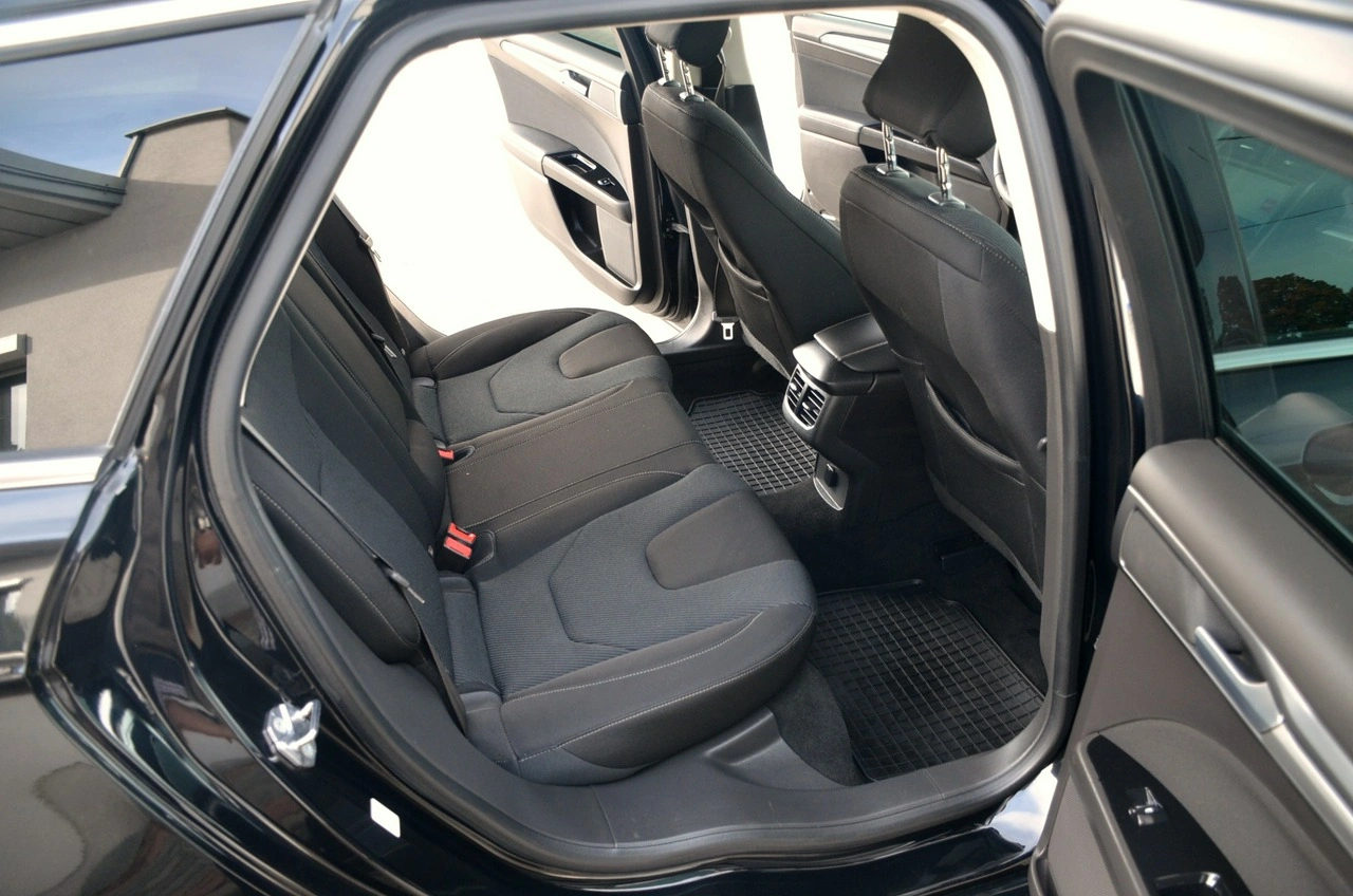 Ford Mondeo - Zdjęcie 18