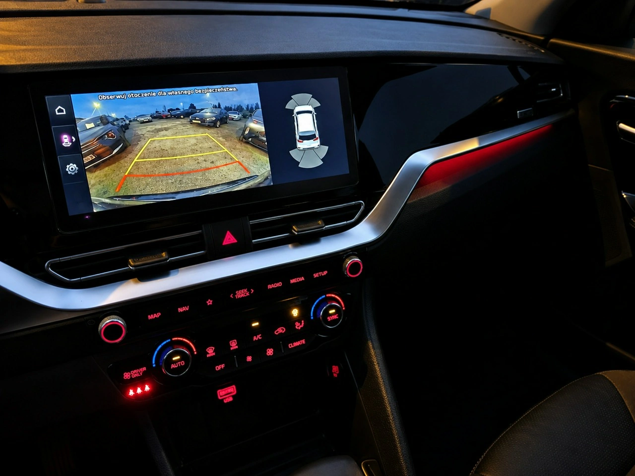 Kia Niro - Zdjęcie 23