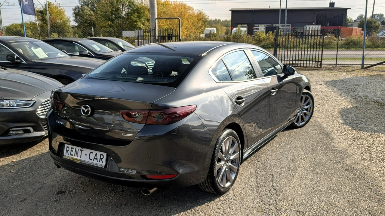 Mazda 3 - Zdjęcie 11