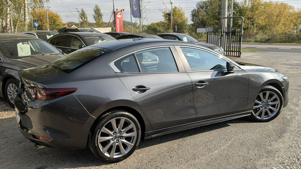 Mazda 3 - Zdjęcie 12