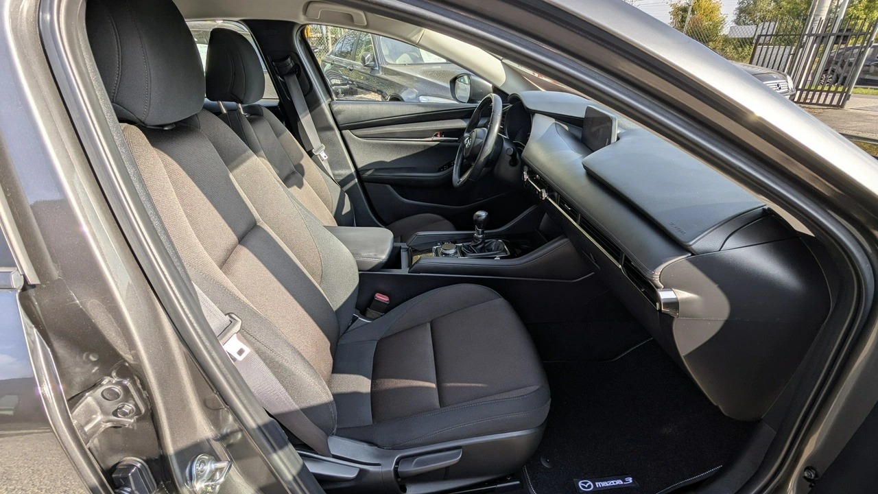 Mazda 3 - Zdjęcie 18