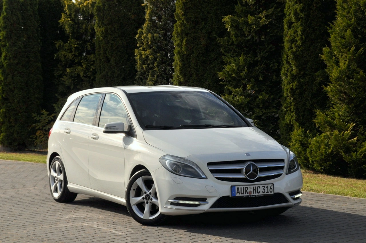 Mercedes B 180 - Zdjęcie 1
