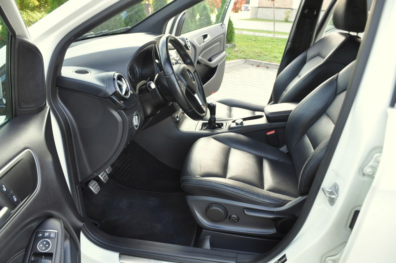 Mercedes B 180 - Zdjęcie 20