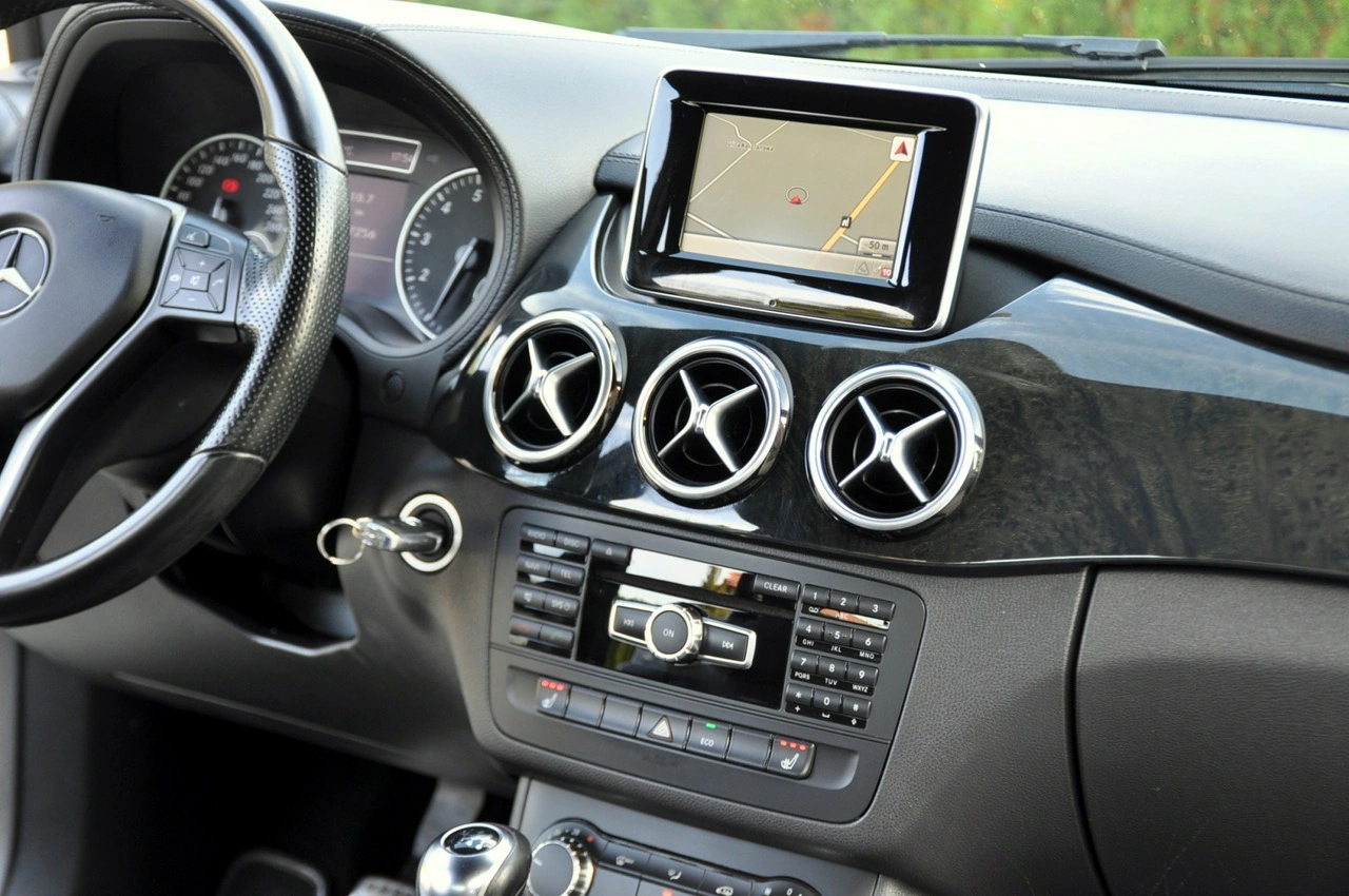 Mercedes B 180 - Zdjęcie 25