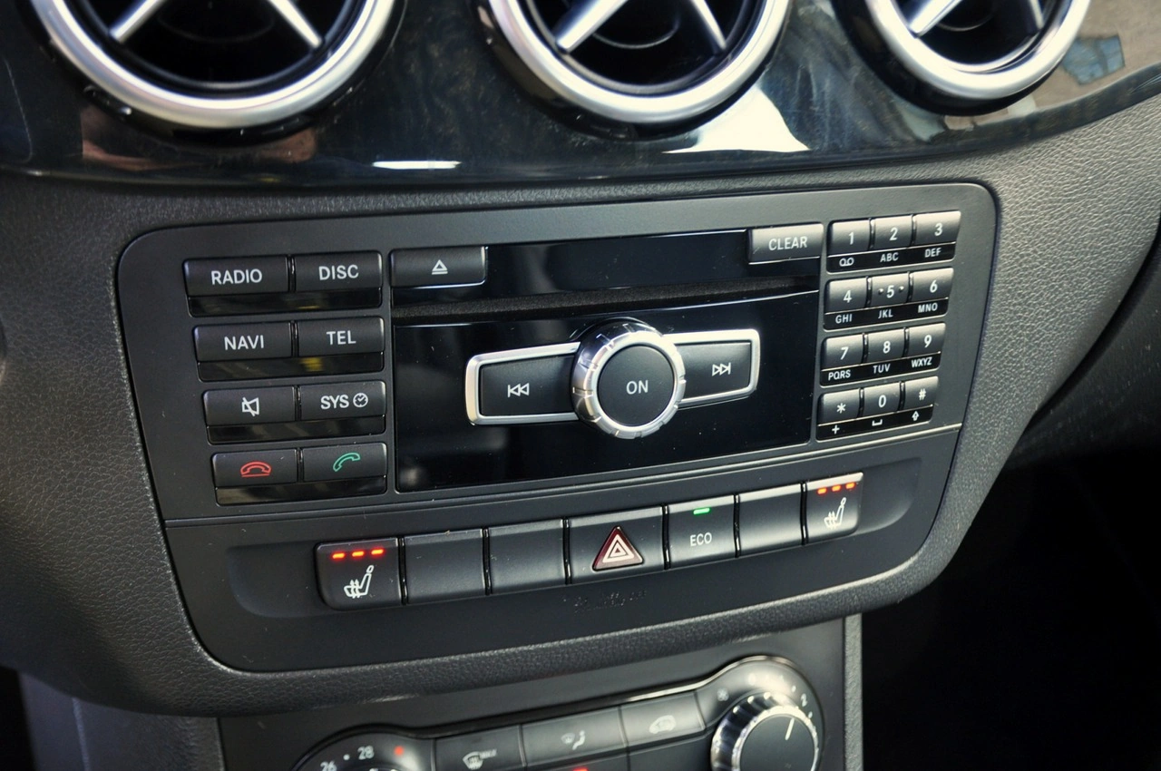 Mercedes B 180 - Zdjęcie 30