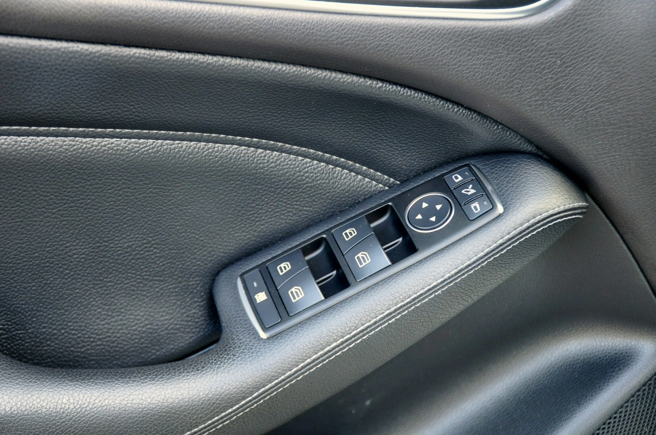 Mercedes B 180 - Zdjęcie 35