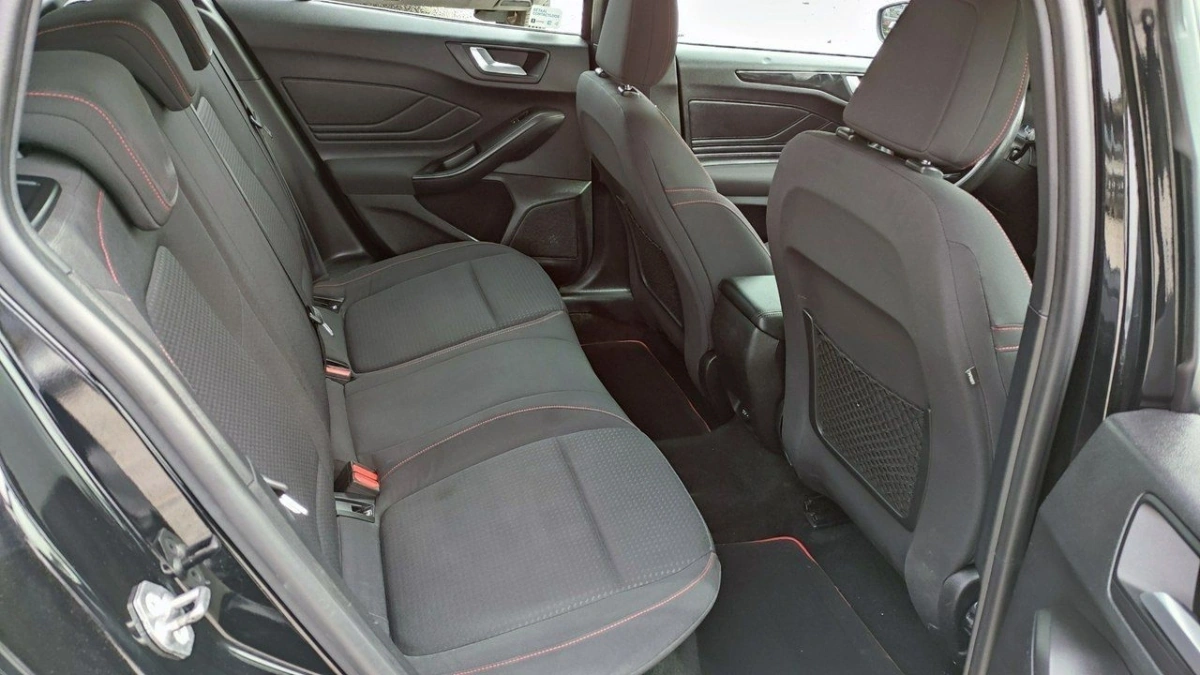 Ford Focus - Zdjęcie 24
