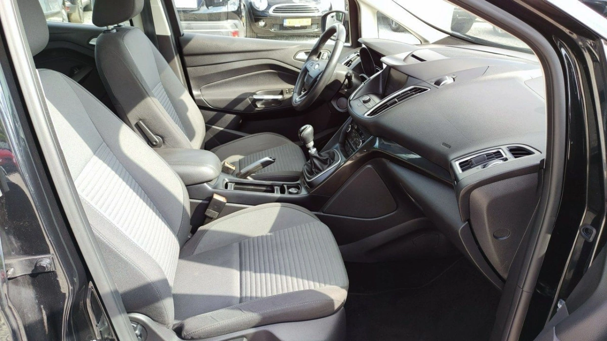 Ford C-MAX - Zdjęcie 16