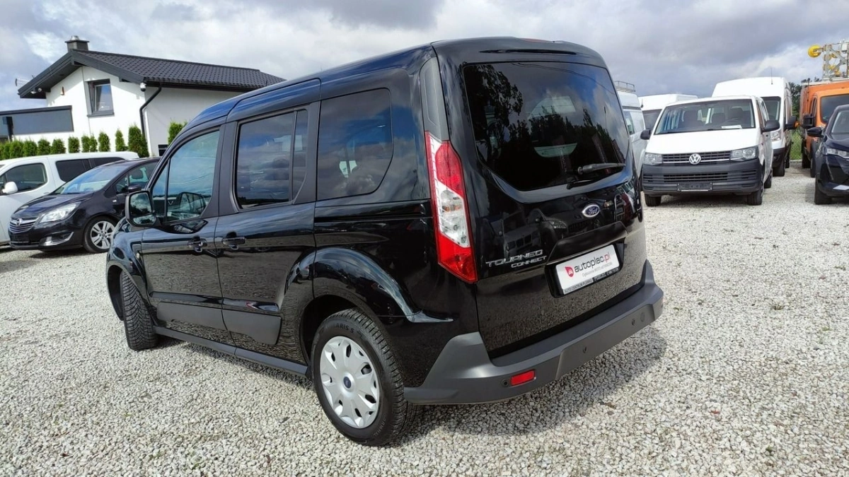 Ford Tourneo Connect - Zdjęcie 4