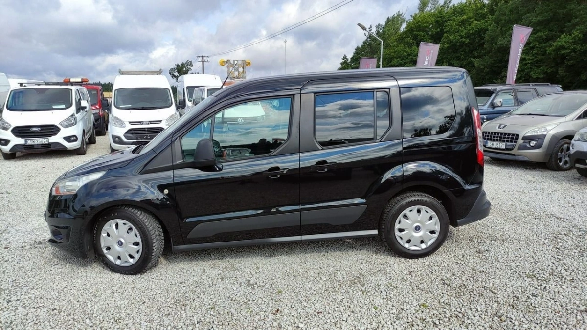 Ford Tourneo Connect - Zdjęcie 12