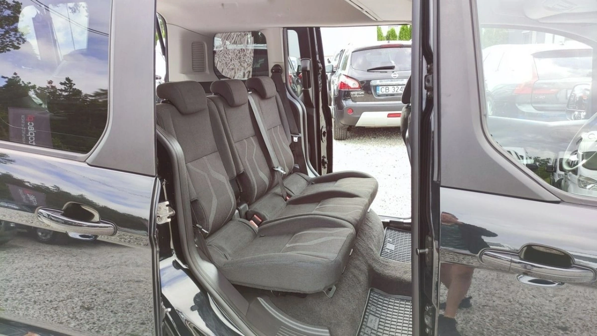 Ford Tourneo Connect - Zdjęcie 26