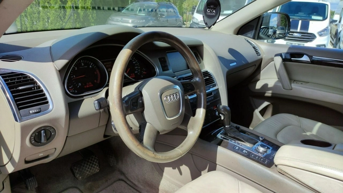 Audi Q7 - Zdjęcie 29