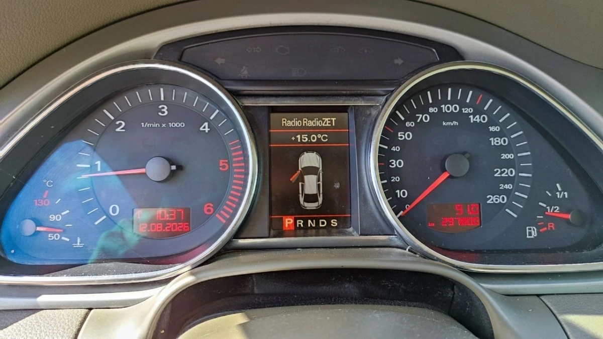 Audi Q7 - Zdjęcie 30