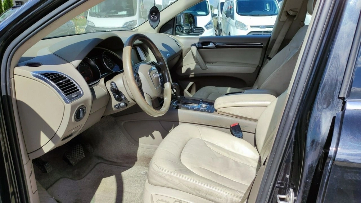 Audi Q7 - Zdjęcie 37