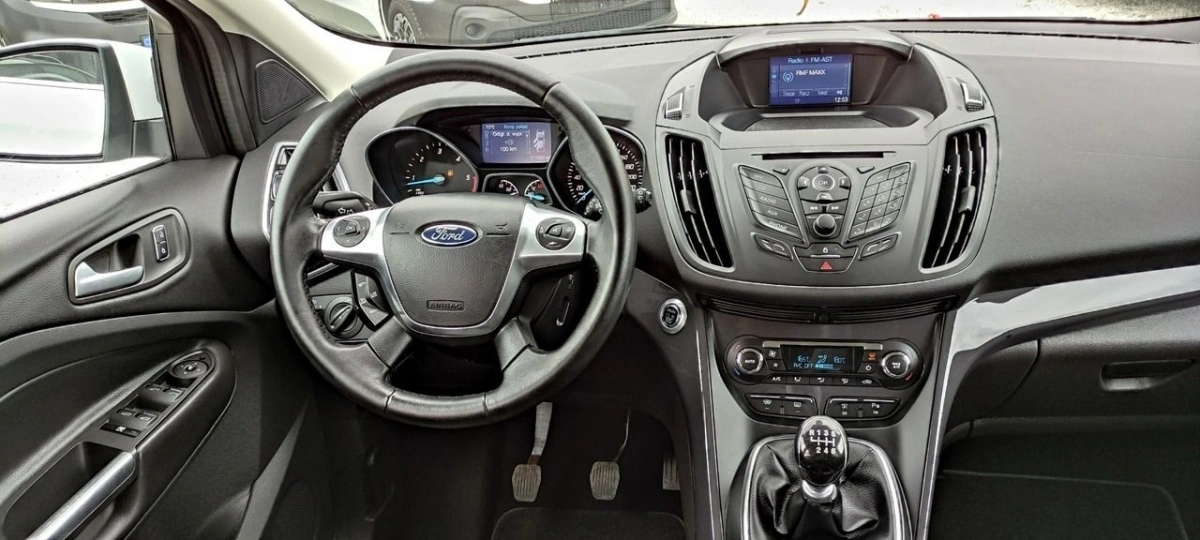 Ford Kuga - Zdjęcie 24