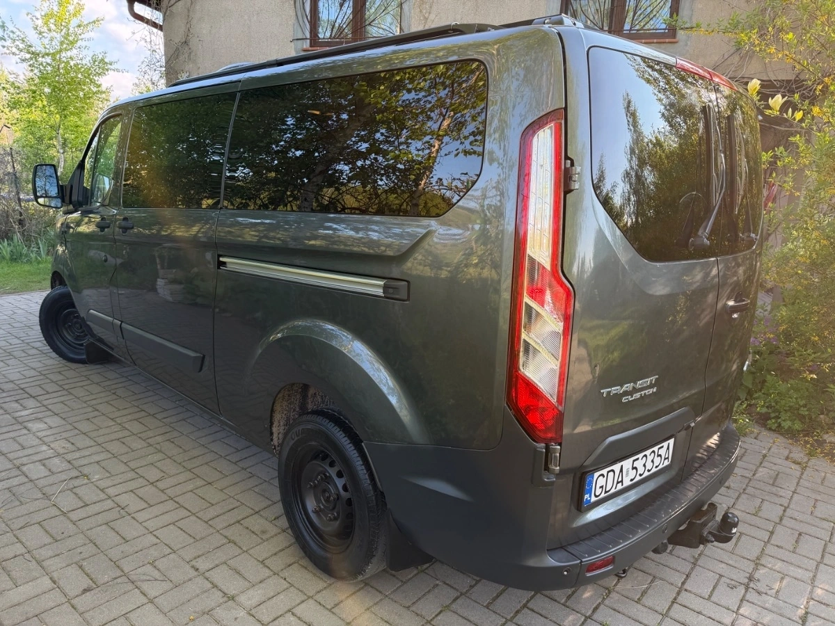Ford Tourneo Custom - Zdjęcie 2