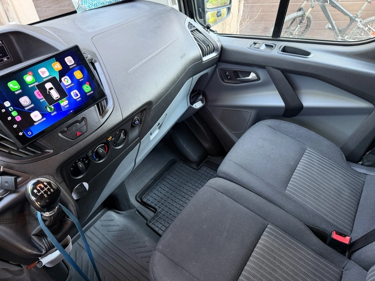 Ford Tourneo Custom - Zdjęcie 9