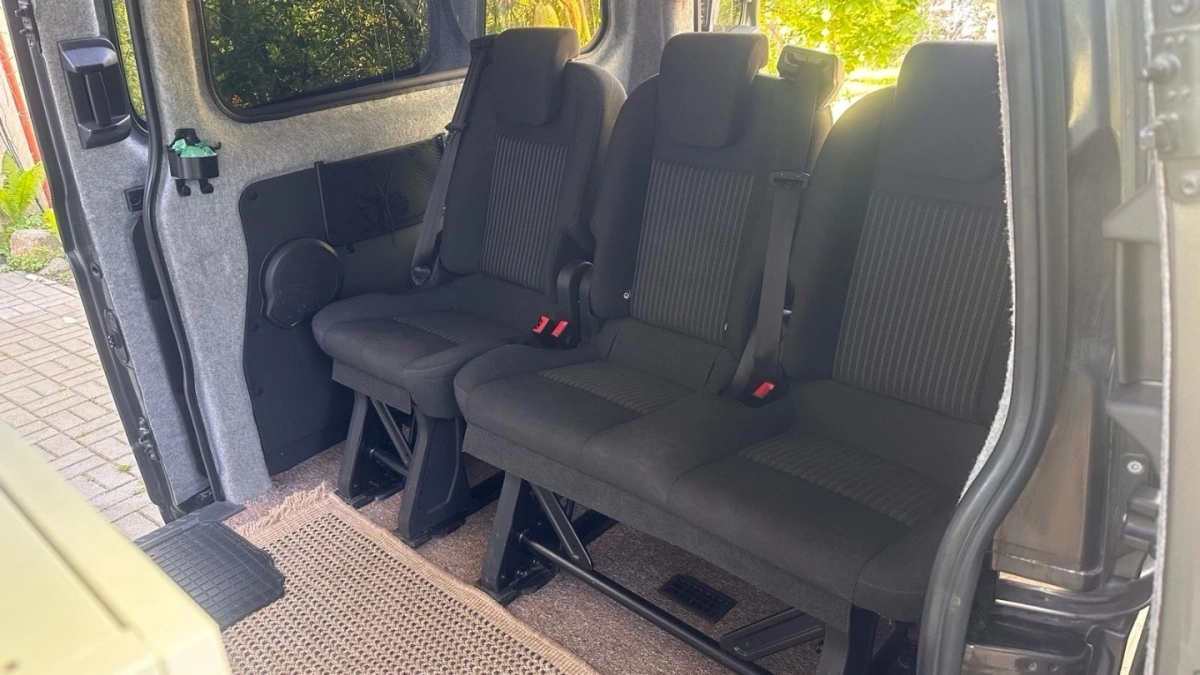 Ford Tourneo Custom - Zdjęcie 20