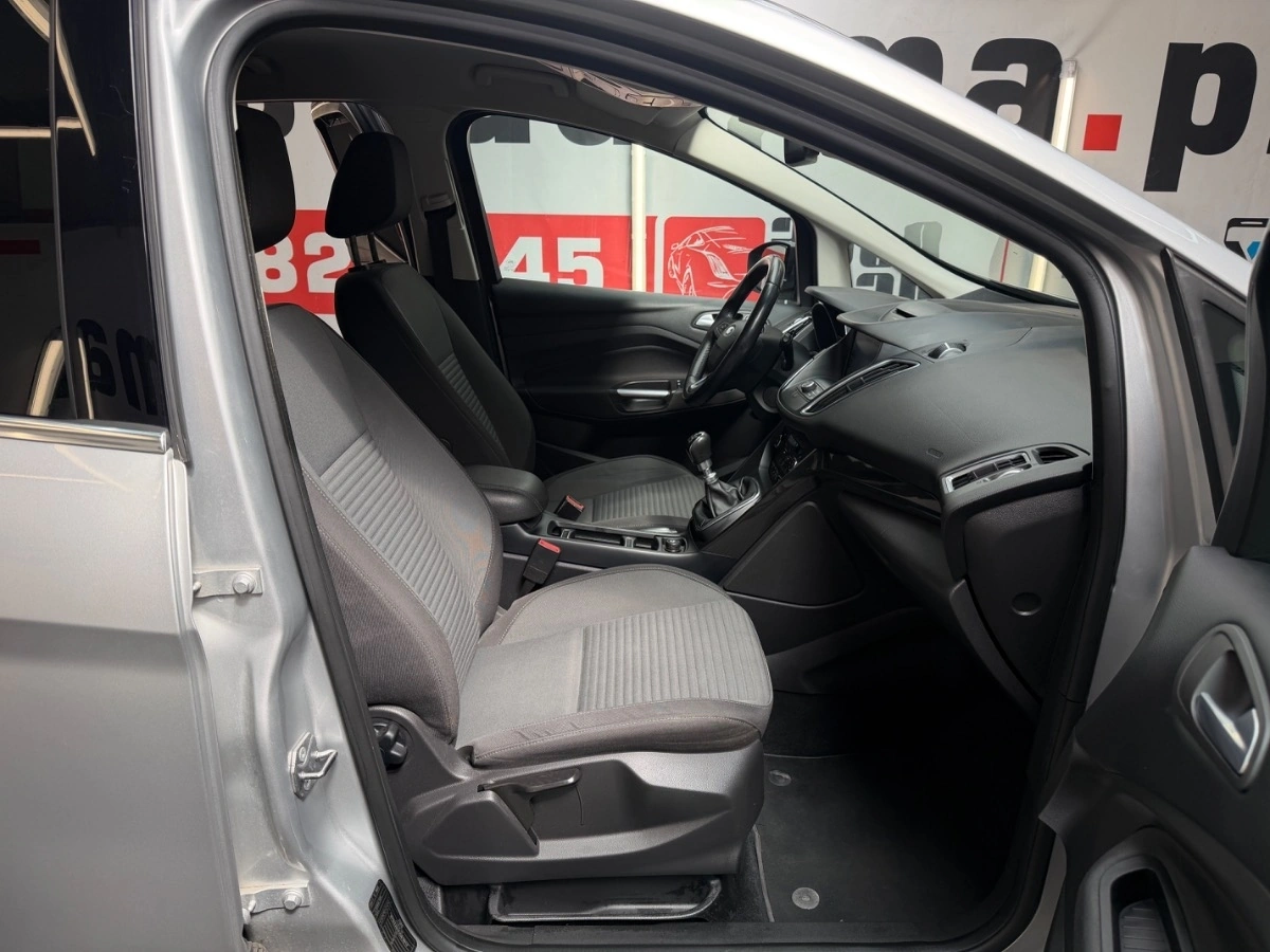 Ford C-MAX - Zdjęcie 40