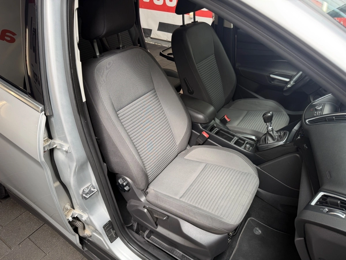 Ford C-MAX - Zdjęcie 41