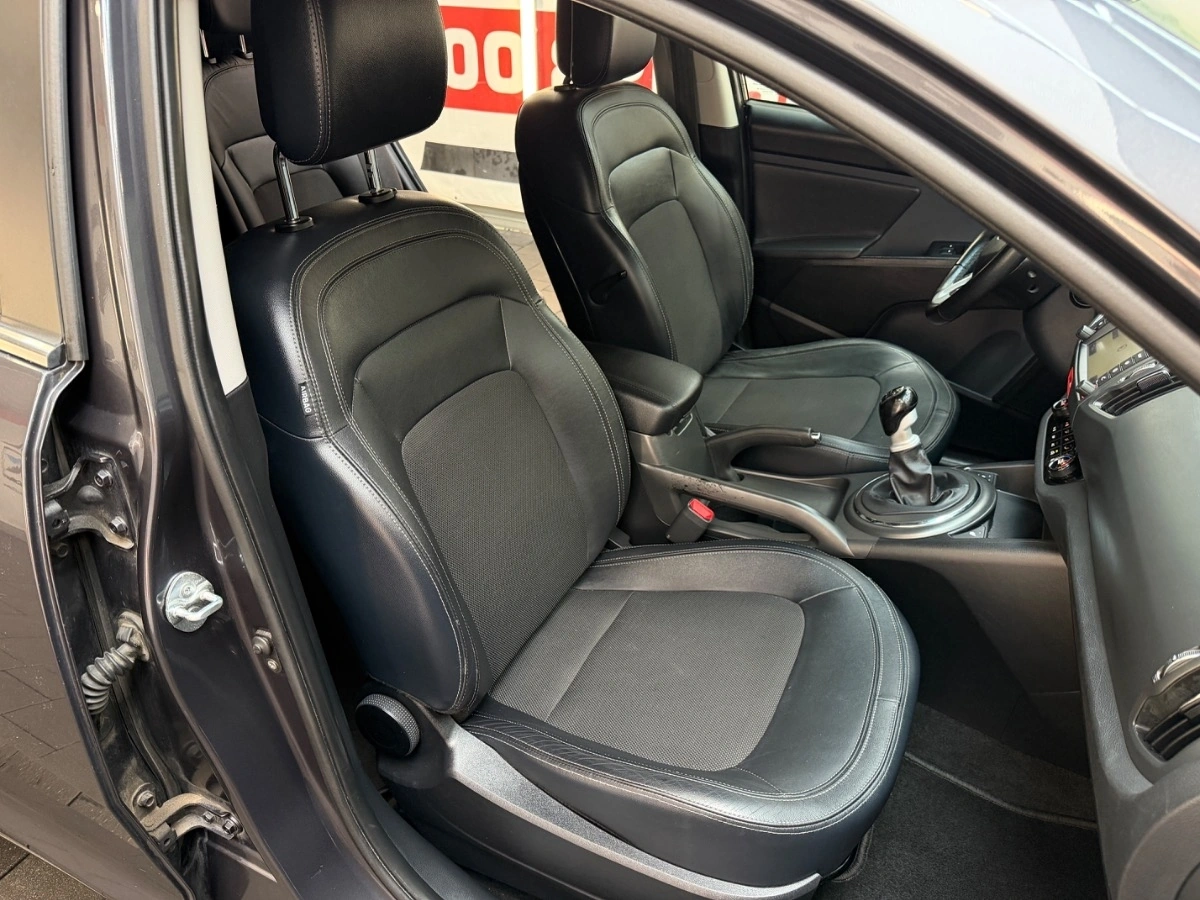 Kia Sportage - Zdjęcie 40
