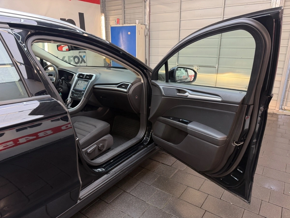 Ford Mondeo - Zdjęcie 36